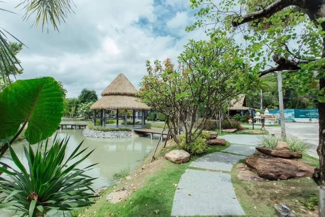 Jintana Resort Buri Ram Zewnętrze zdjęcie